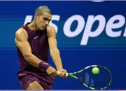 雷火电竞充值-美国网球队爆冷意大利网球队，阿尔卡拉斯惊艳世界