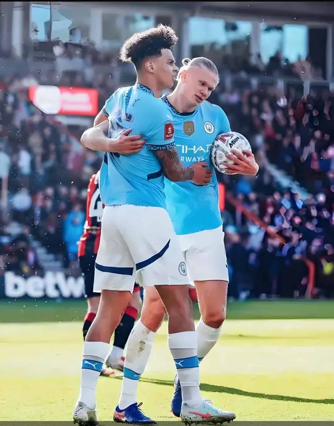 曼城战平本菲卡,博格巴补时绝平西甲 曼城战平本菲卡,博格巴补时绝平西甲