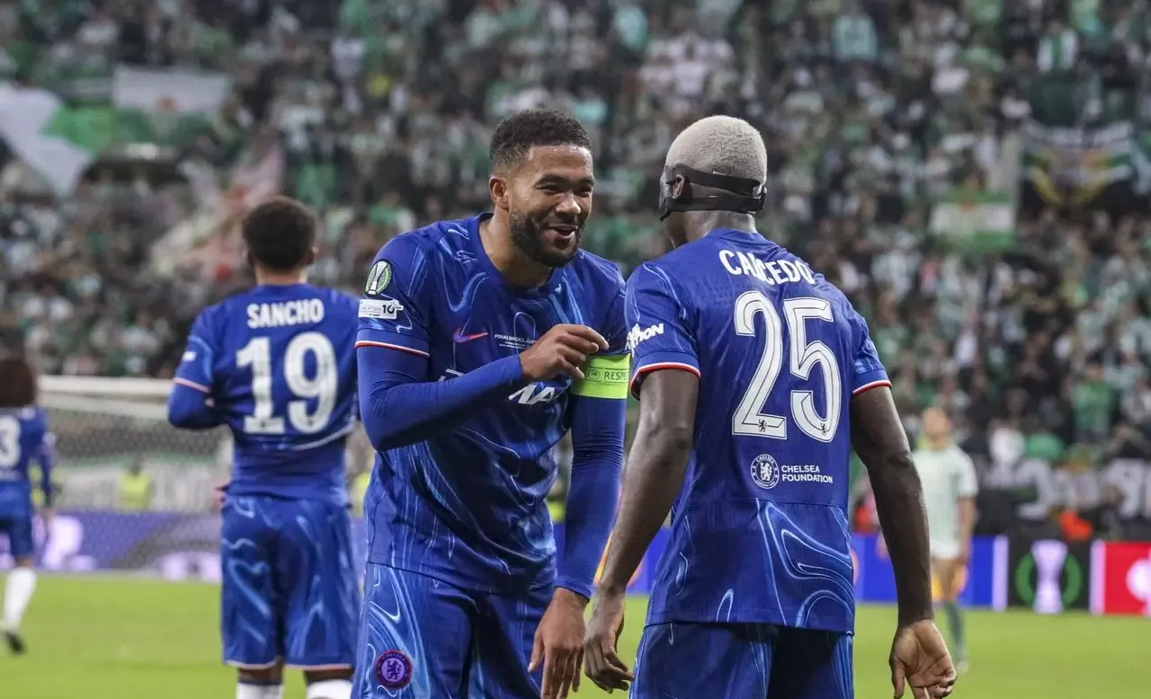 切尔西险胜曼联，凯恩梅开二度欧联杯